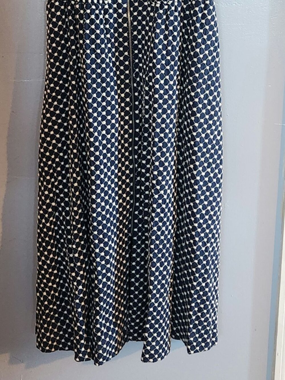 Kensie Retro Style Dress - Picture 2 of 7
